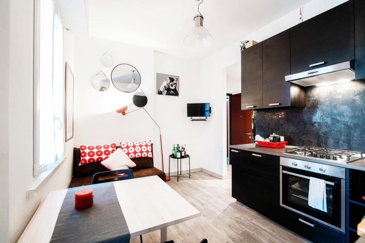 Apartment A Step From Lake コモ エクステリア 写真