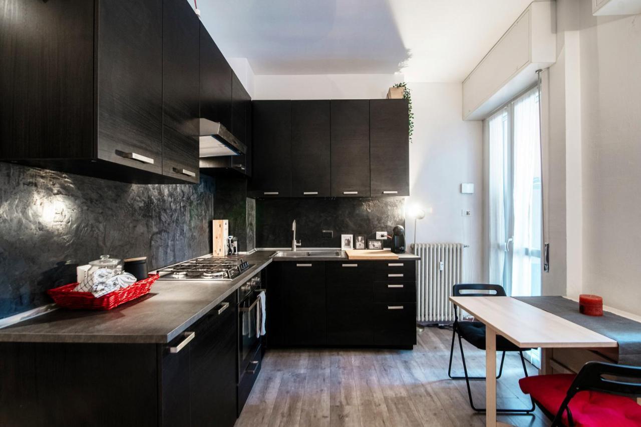 Apartment A Step From Lake コモ エクステリア 写真