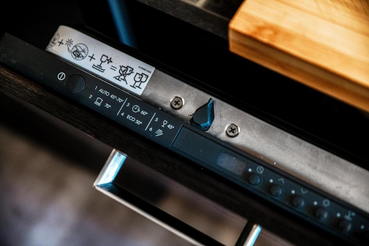 Apartment A Step From Lake コモ エクステリア 写真