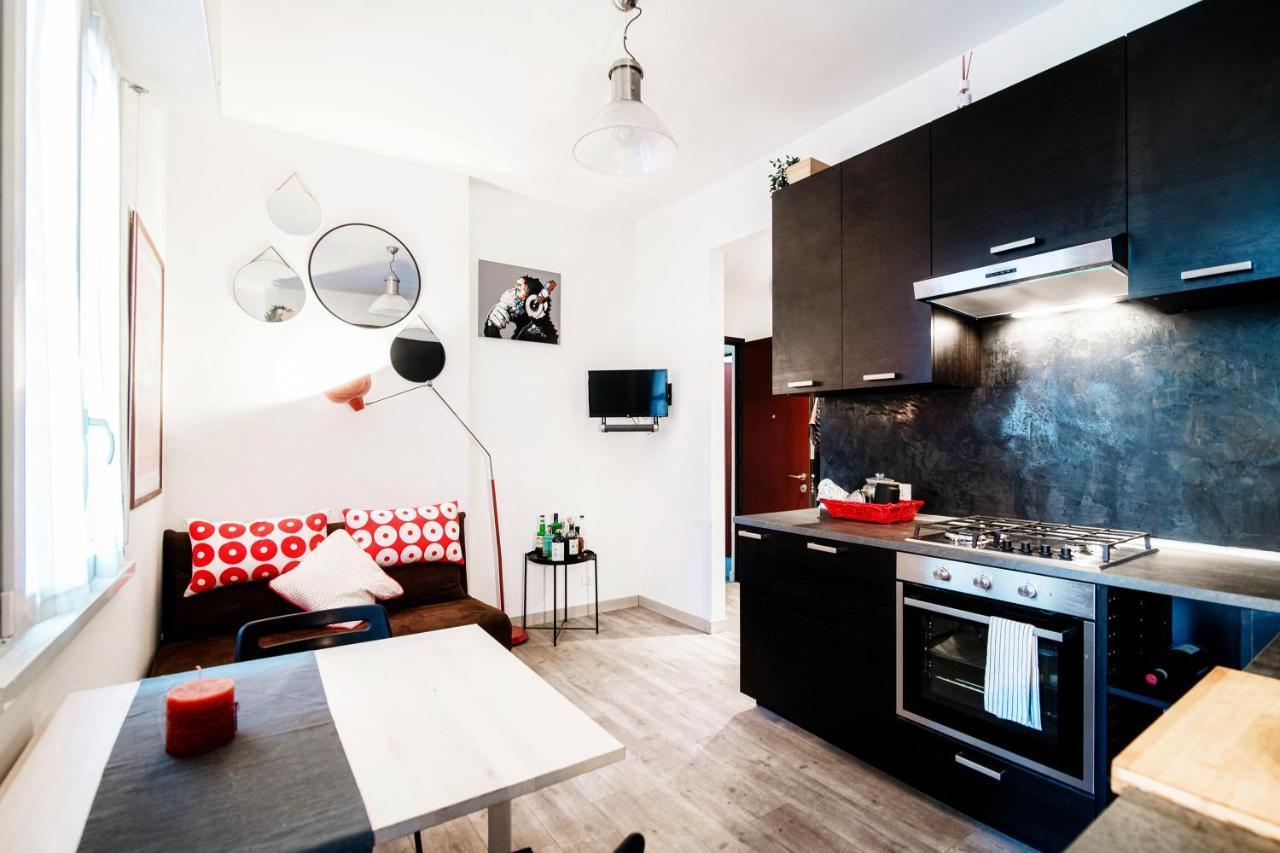 Apartment A Step From Lake コモ エクステリア 写真